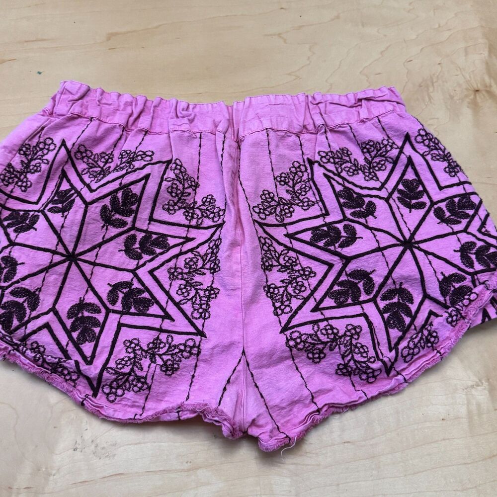 Free People Women's Embroidered Lace Trim Shorts – Pink – Size S